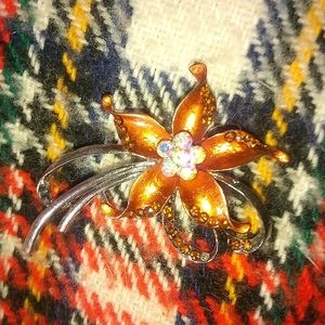 Cute orange flower pin